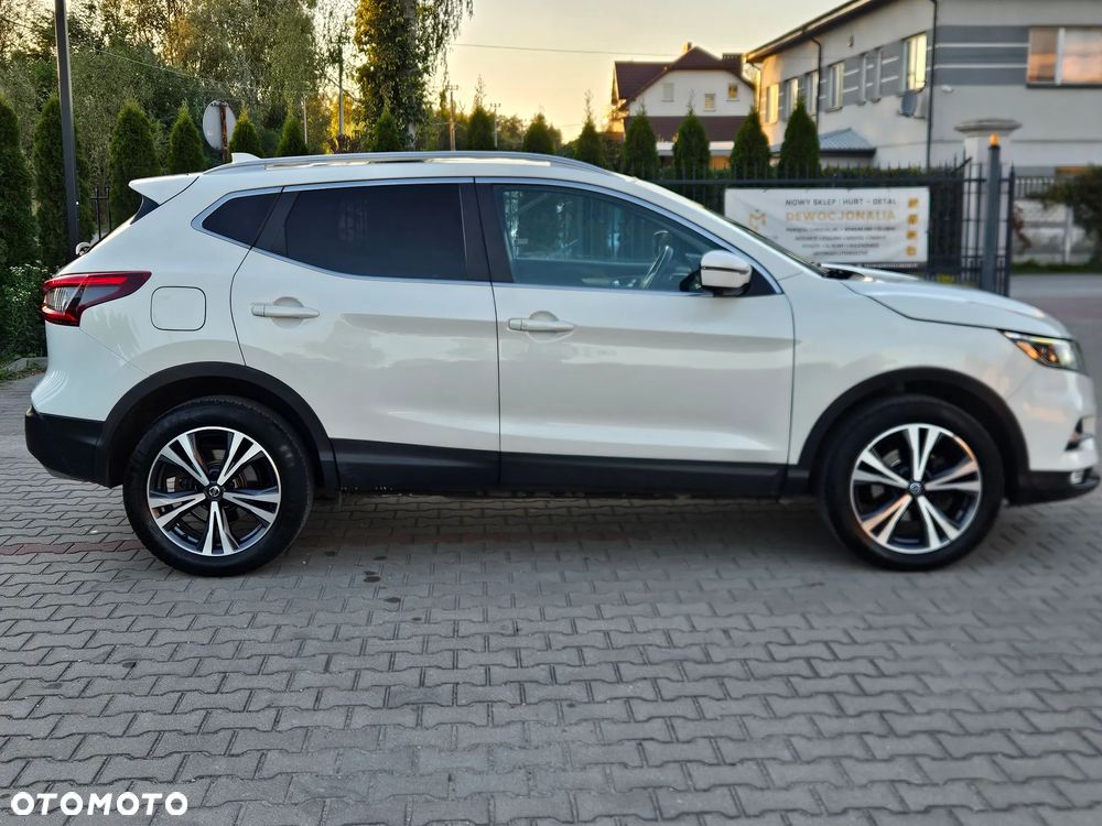 Nissan Qashqai 1.2 DIG-T N-Connecta Xtronic EU6 - 37