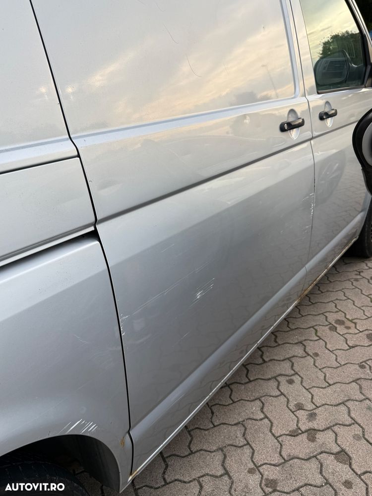 Volkswagen Transporter - 4