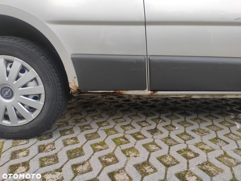 Opel Vivaro - 5