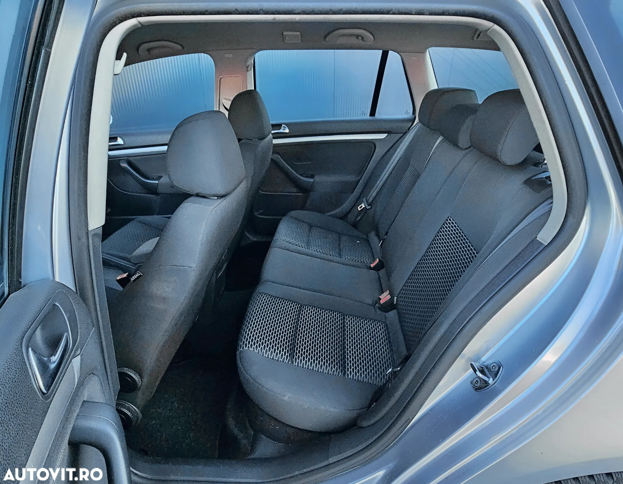 Volkswagen Golf - 9