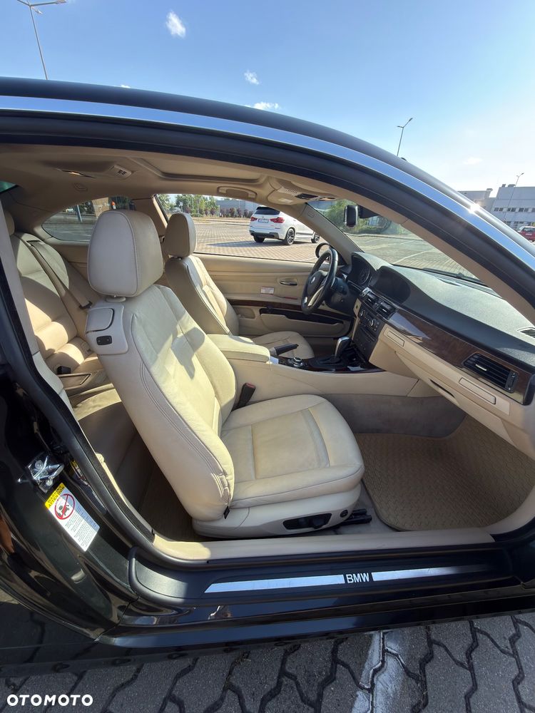BMW Seria 3 330xi - 6