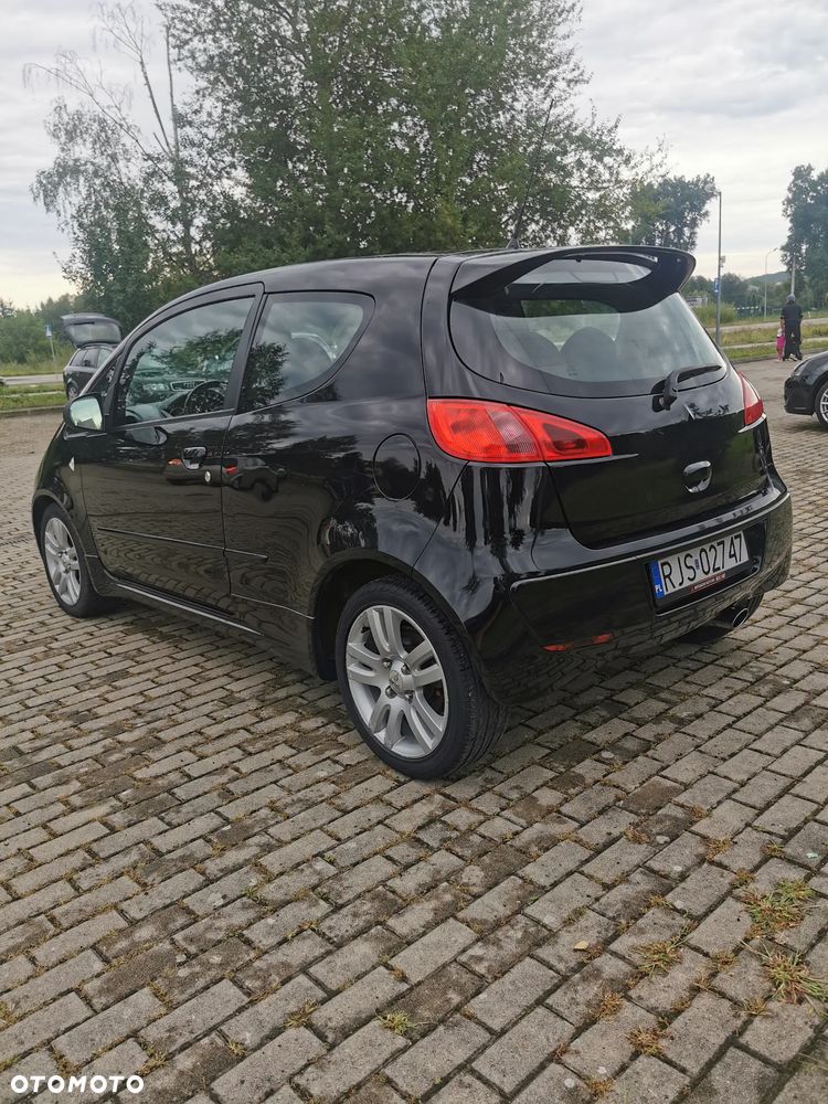 Mitsubishi Colt - 7