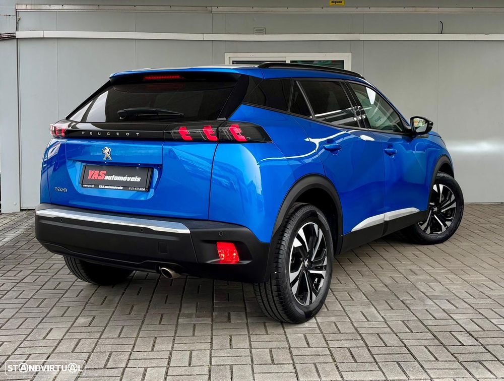 Peugeot 2008 1.5 BlueHDi Allure EAT8 - 26