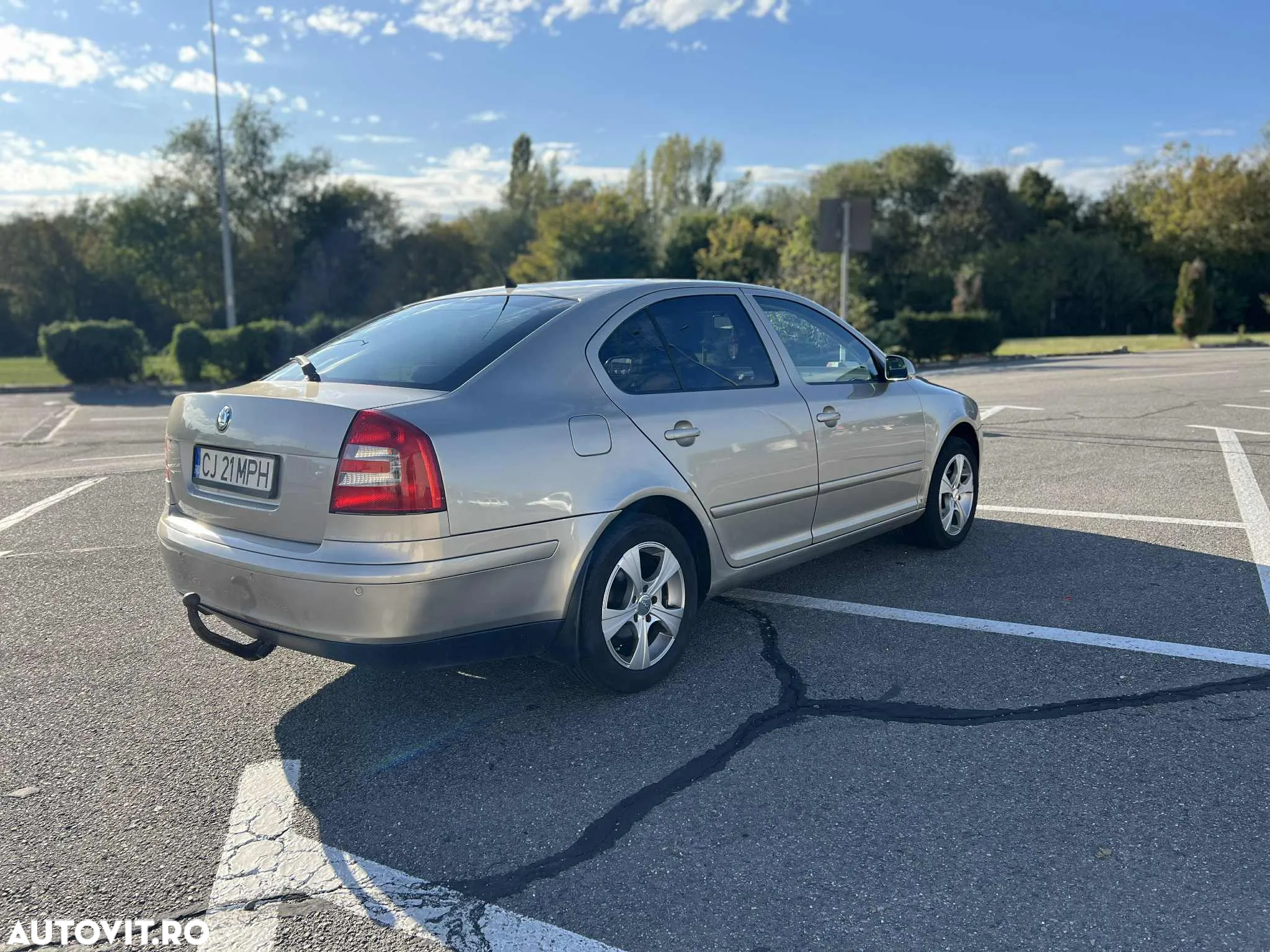 Skoda Octavia 2.0 FSI Trend - 4