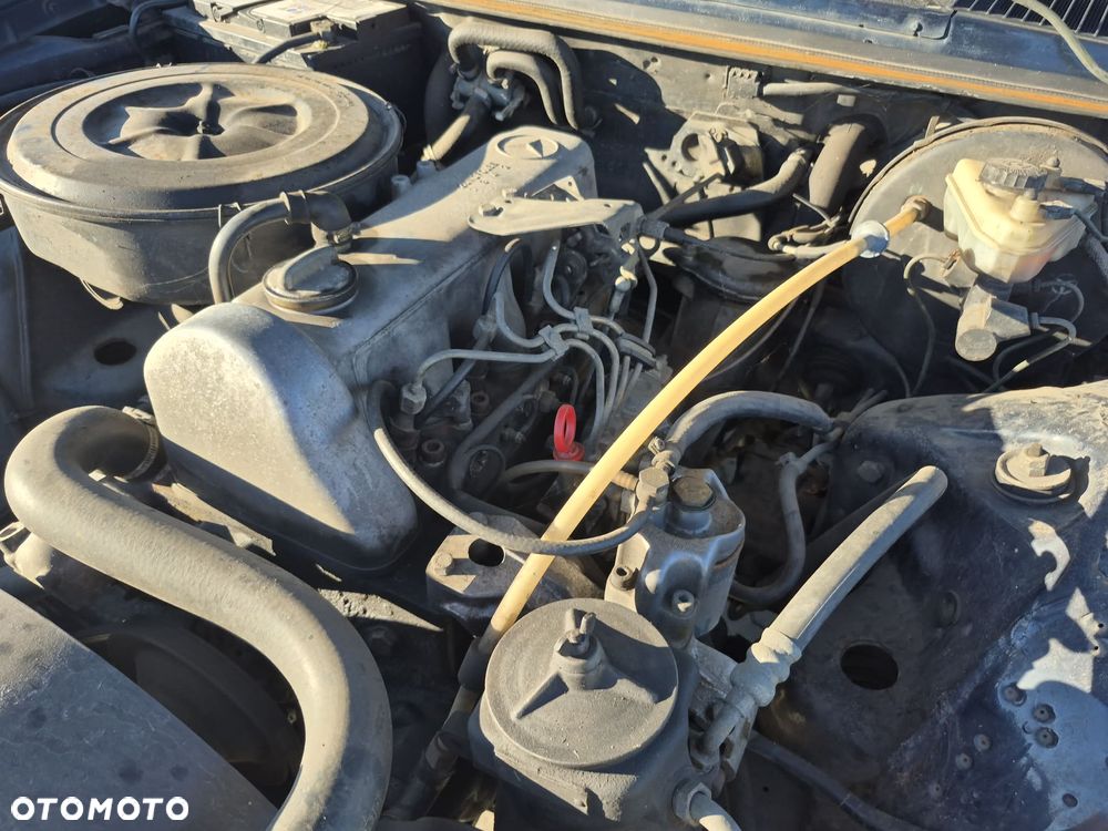 Mercedes-Benz W123 - 9