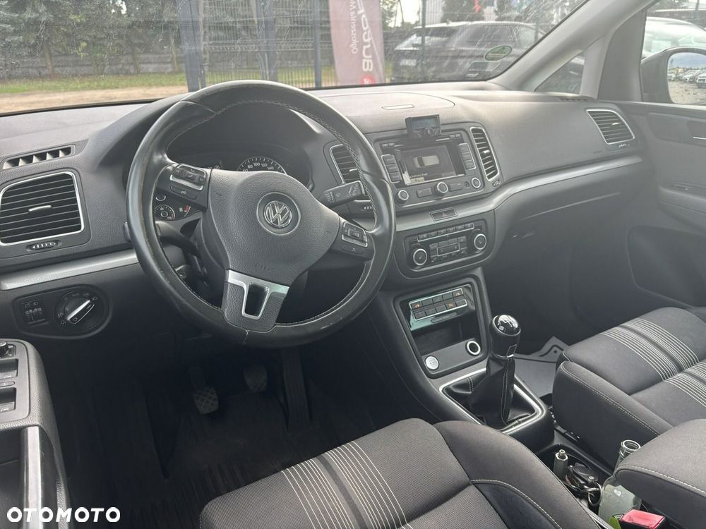 Volkswagen Sharan - 21