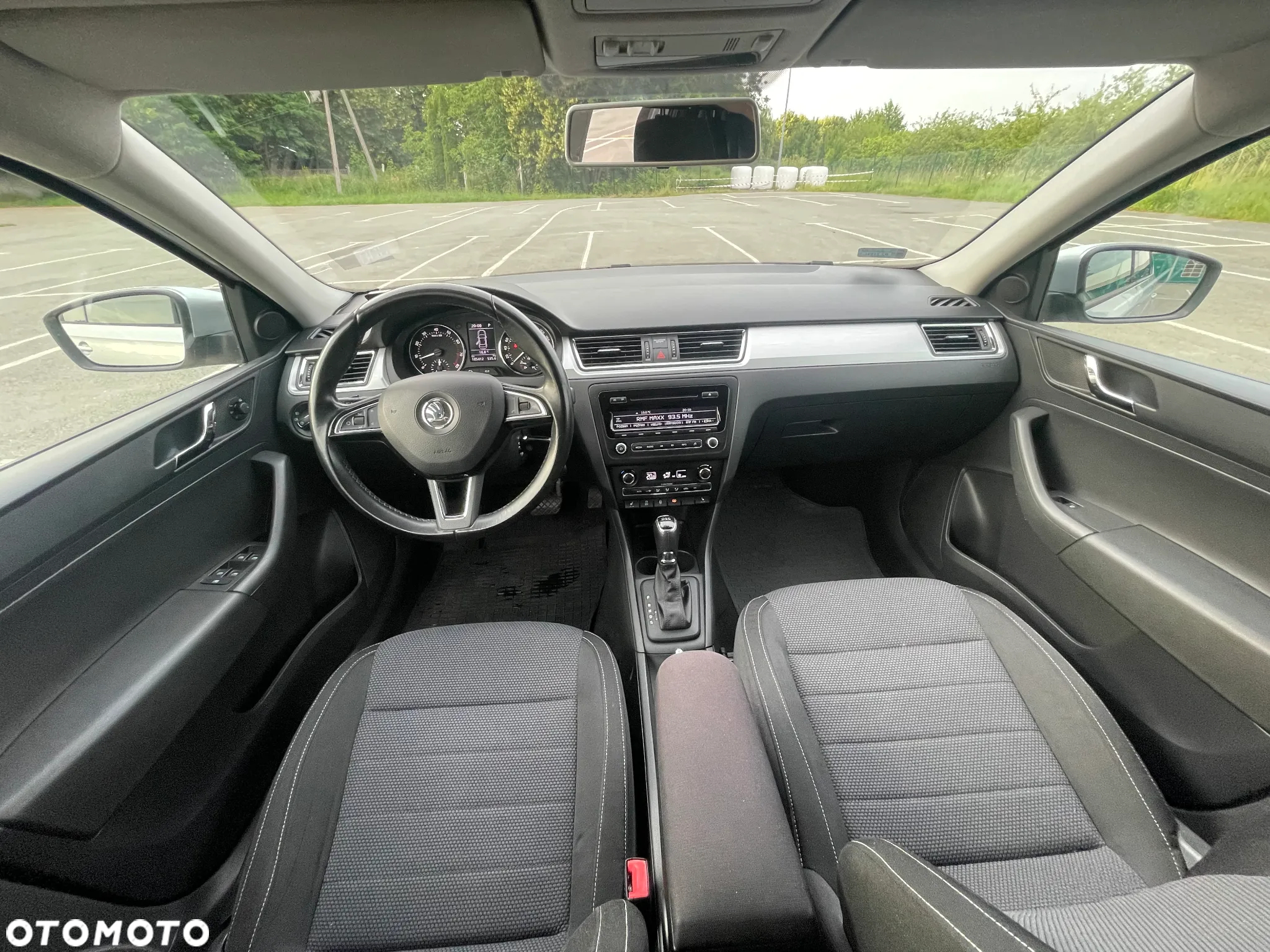 Skoda RAPID 1.4 TSI Elegance DSG - 7