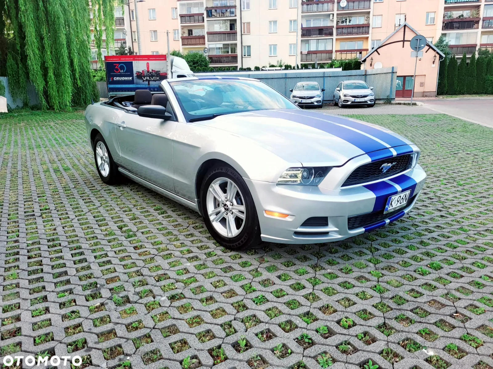 Ford Mustang 3.7 V6 - 8