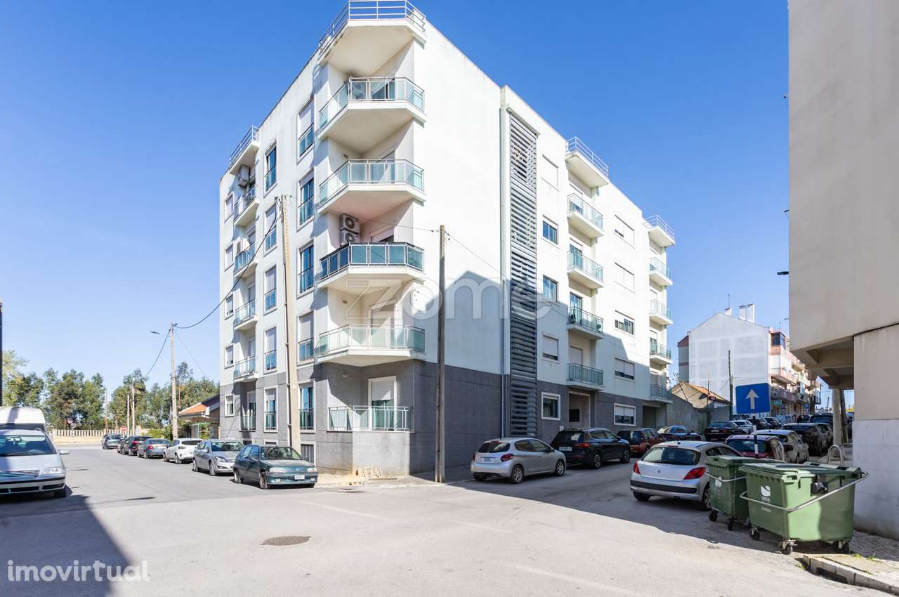 Apartamento T3, com Garagem, 114m2, no Seixal - 322.500,00€ - Grande imagem: 3/33