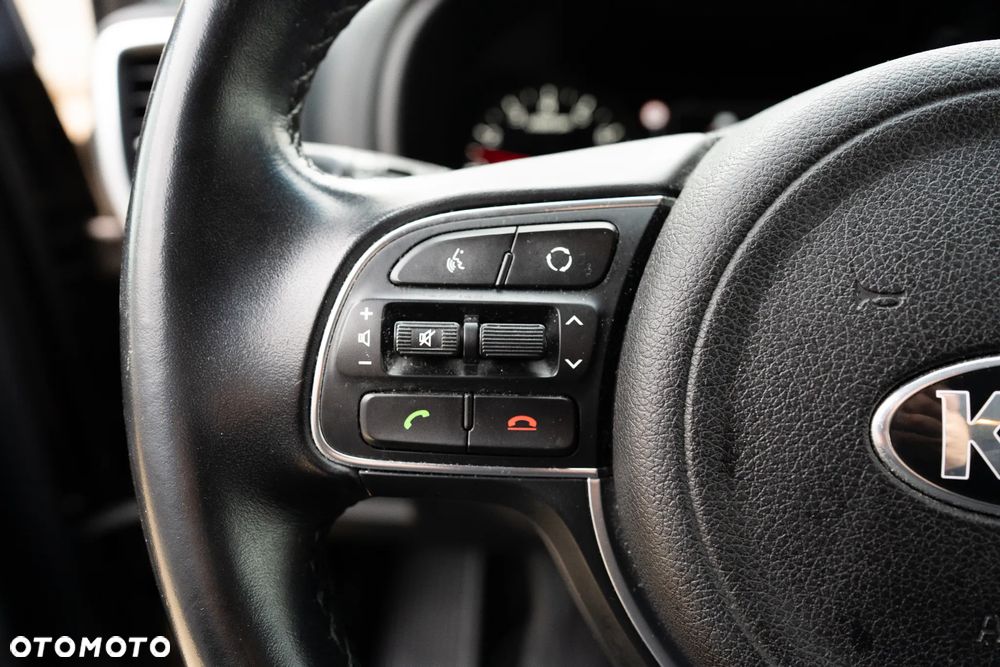 Kia Sportage 1.6 GDI L 2WD - 19