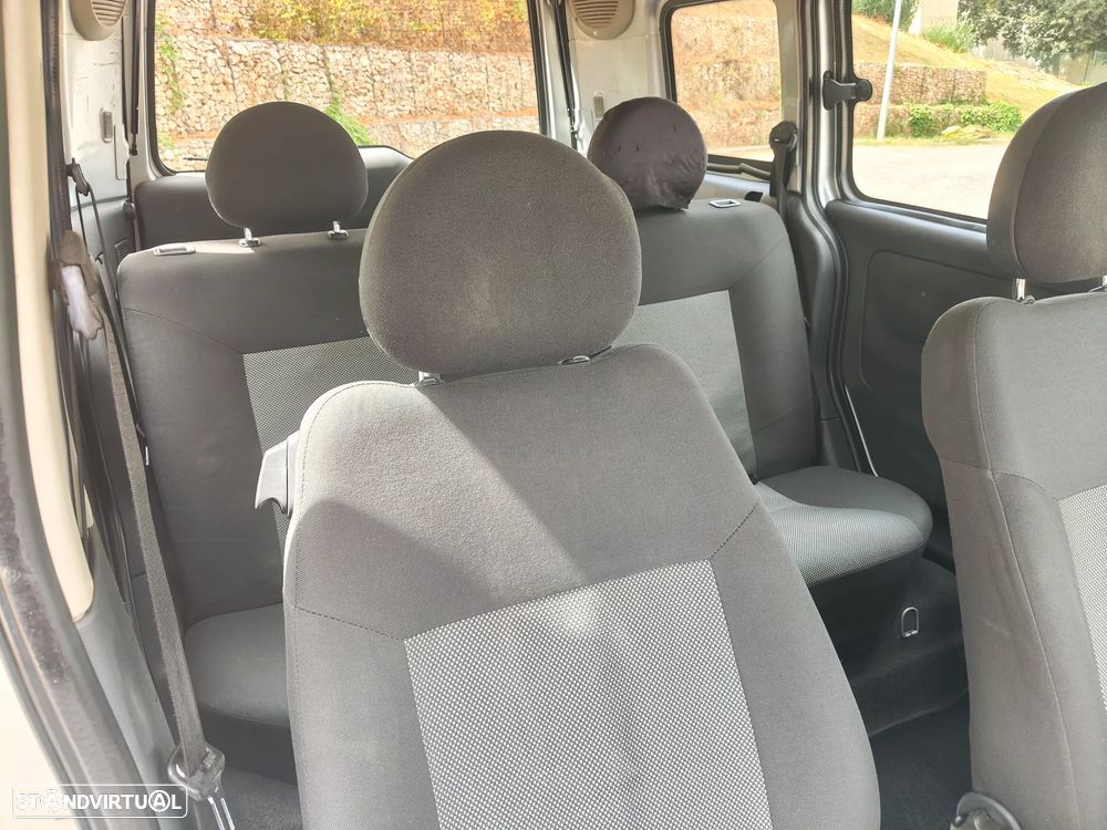 Opel Combo 1.3 CDTi - 19