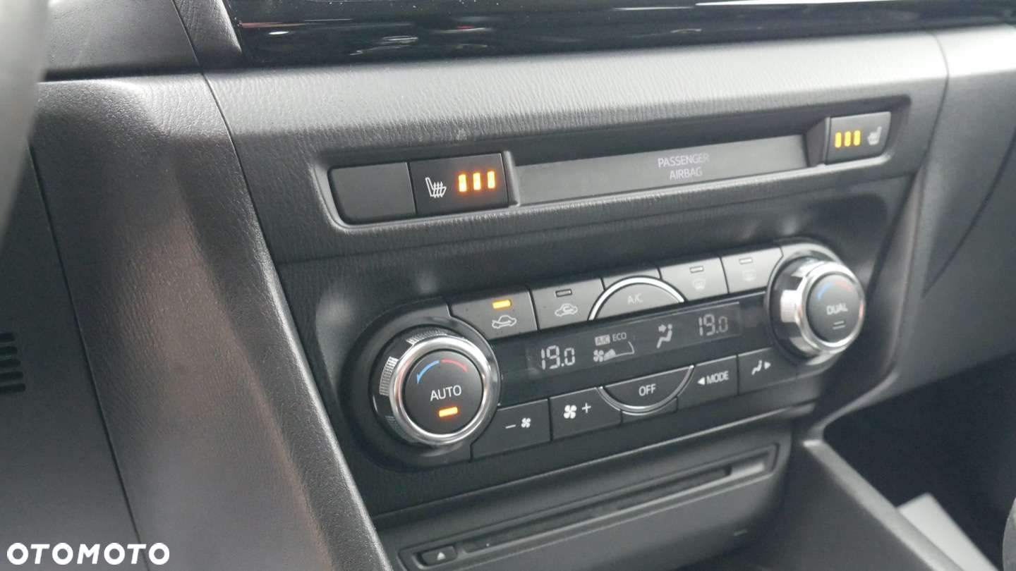 Mazda 3 - 10