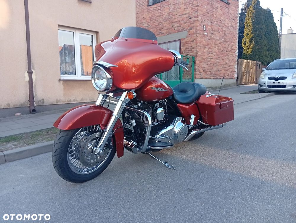 Harley-Davidson Touring Street Glide - 1