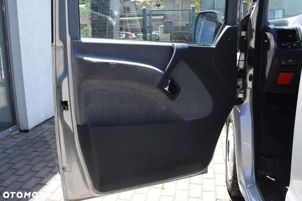 Mercedes-Benz Vito - 8