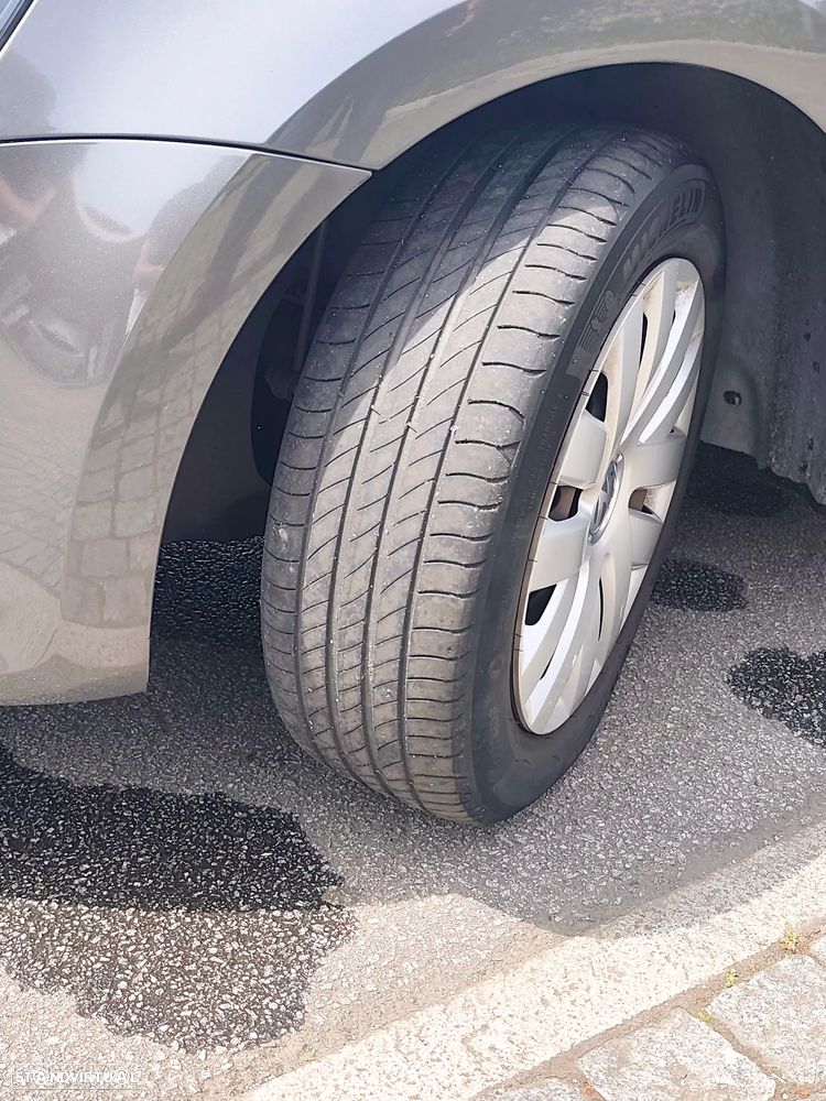 VW Polo 1.6 TDI Confortline BlueMotion - 13