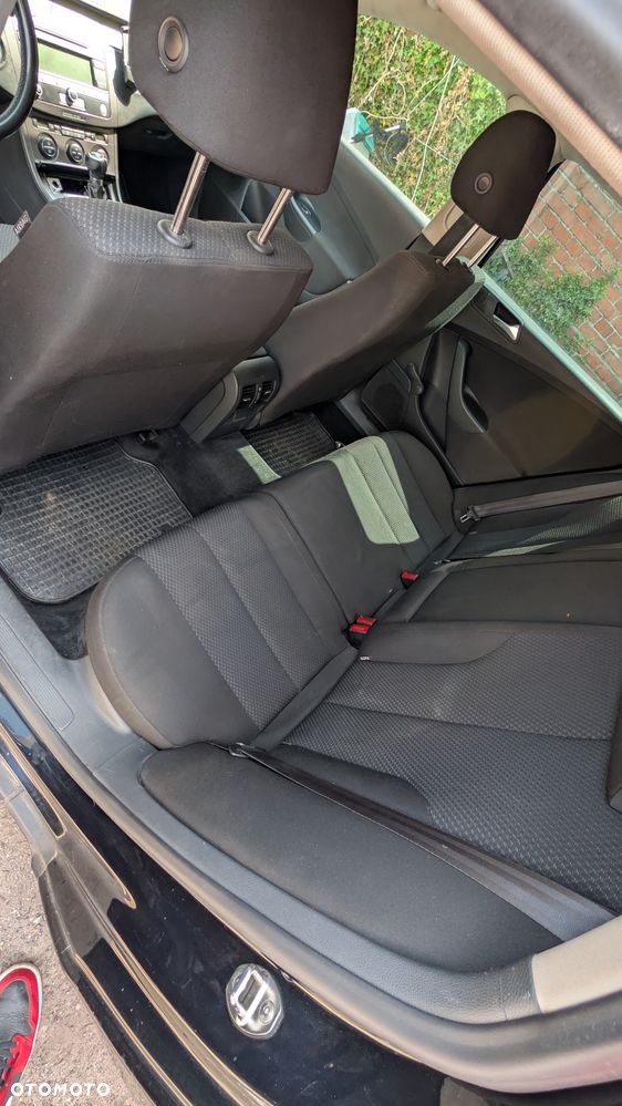 Volkswagen Passat 2.0 TDI DPF Trendline - 6