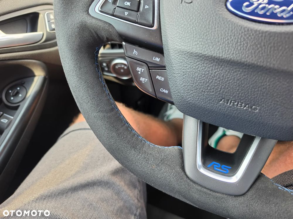 Ford Focus - 17