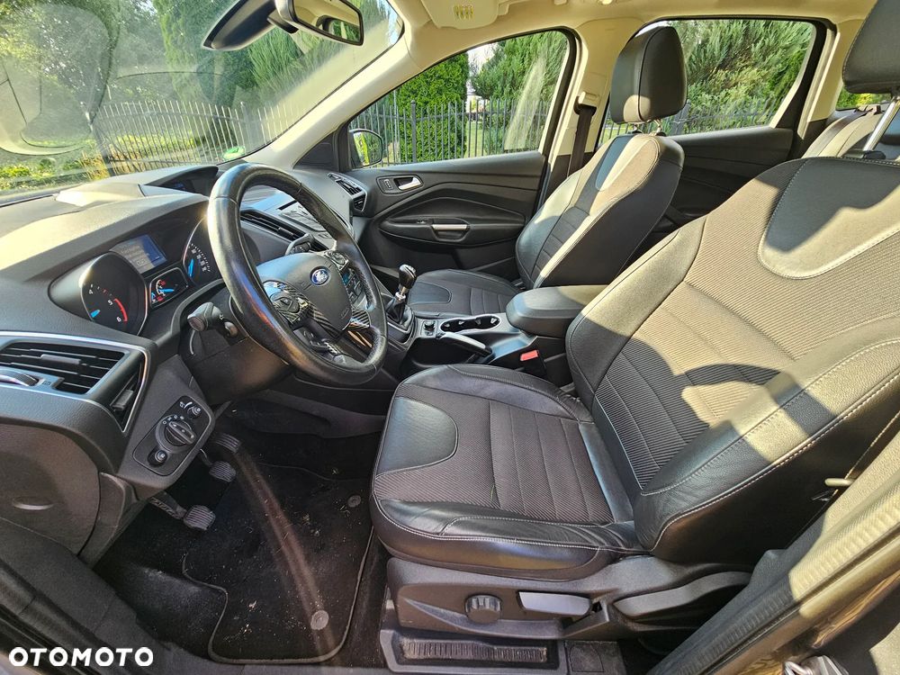 Ford Kuga 2.0 TDCi 4x4 Titanium - 11