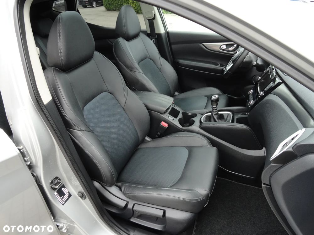 Nissan Qashqai 1.3 DIG-T Tekna+ - 11