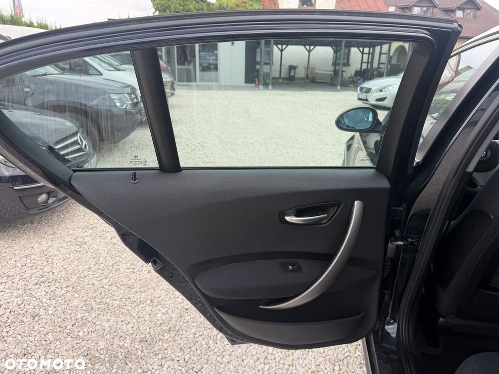 BMW Seria 1 120d - 21