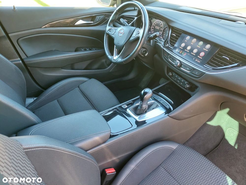 Opel Insignia - 17