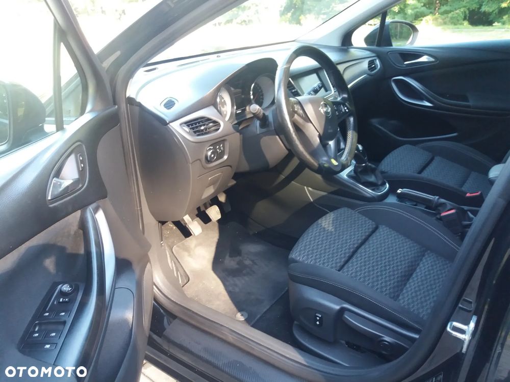 Opel Astra 1.4 Turbo Start/Stop Dynamic - 8