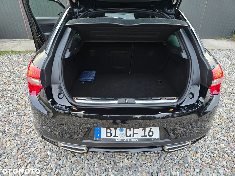 Citroën DS5 HDi 165 SportChic - 14