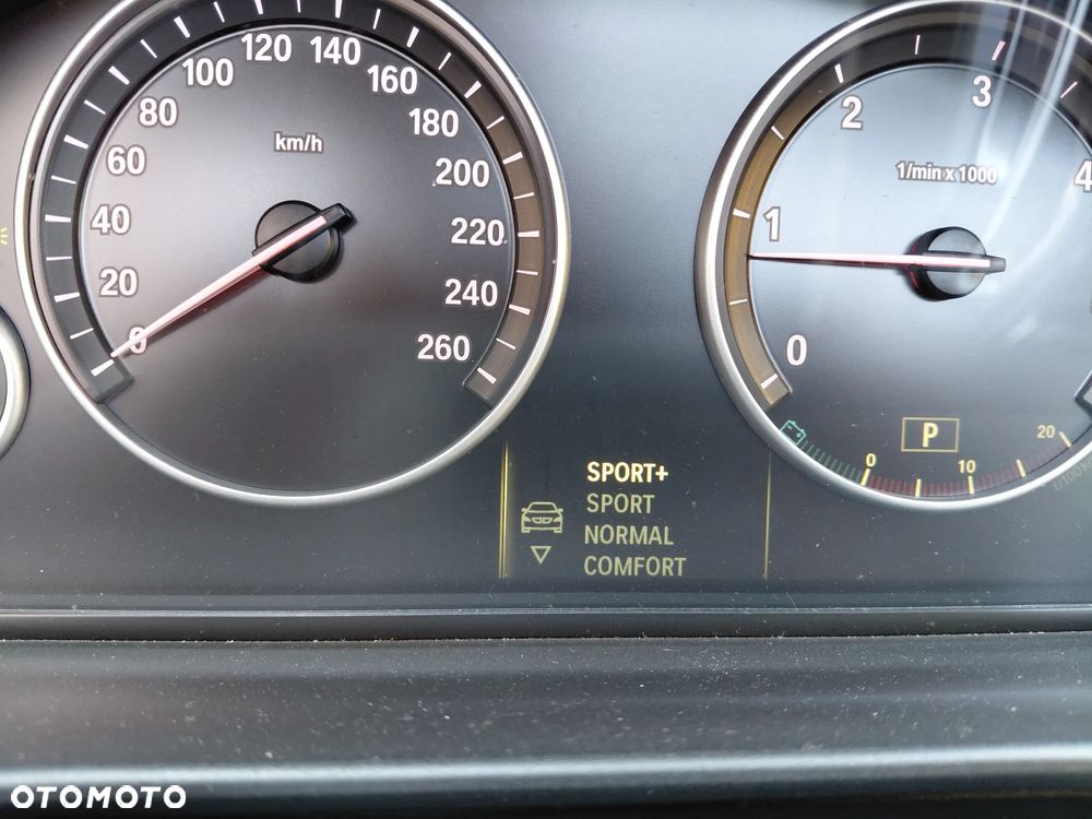 BMW Seria 5 520d Modern Line - 26