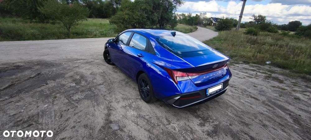 Hyundai Elantra 1.6 Modern - 4