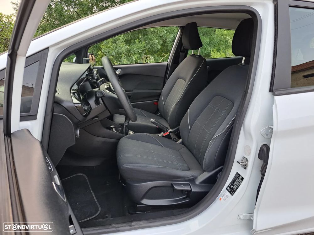 Ford Fiesta 1.1 COOL&CONNECT - 12