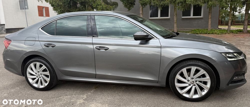 Skoda Octavia 2.0 TDI Sportline DSG - 6