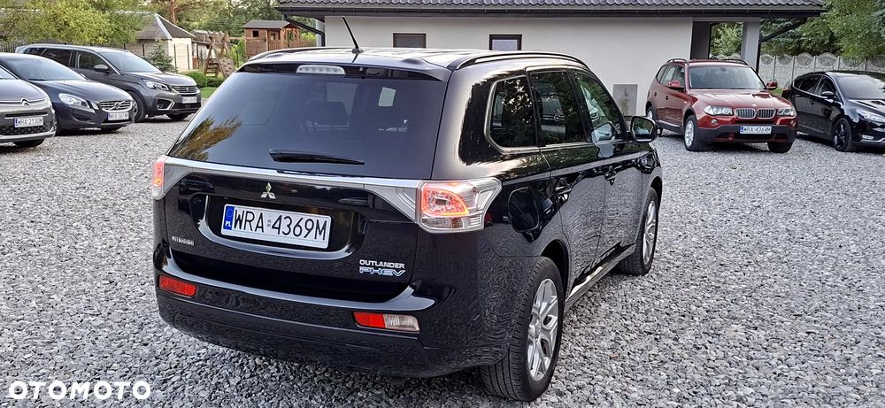Mitsubishi Outlander 2.0 4WD Plus - 8