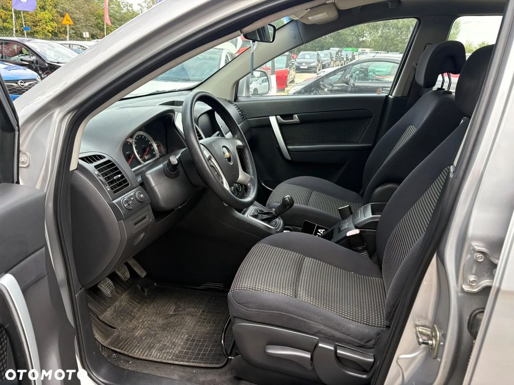 Chevrolet Captiva 2.4 2WD 7 Sitzer LS - 16