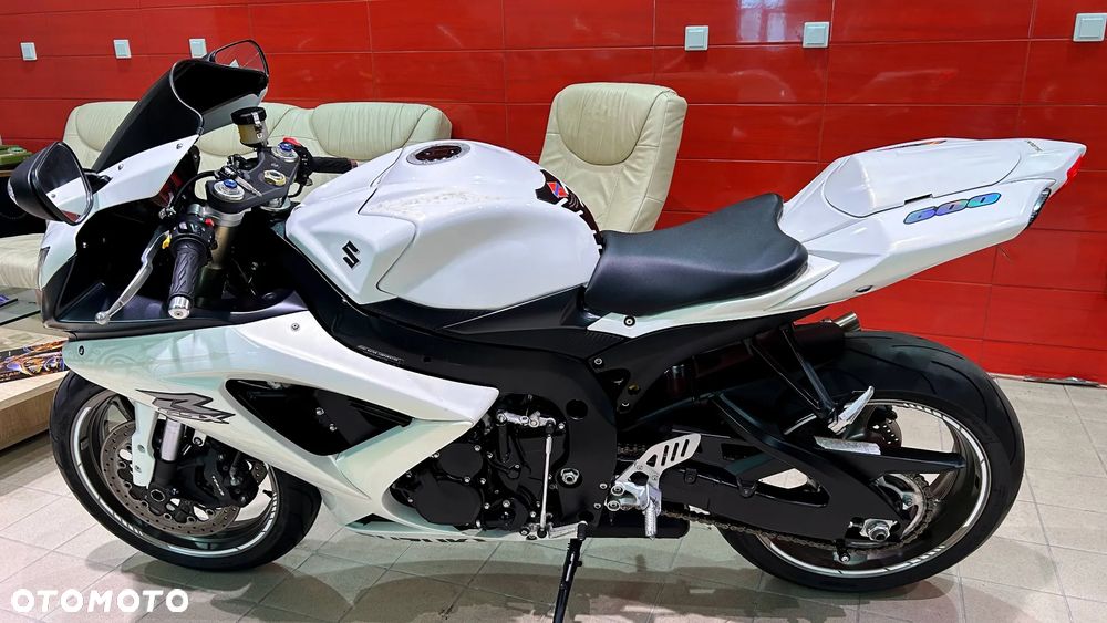 Suzuki GSX-R - 28