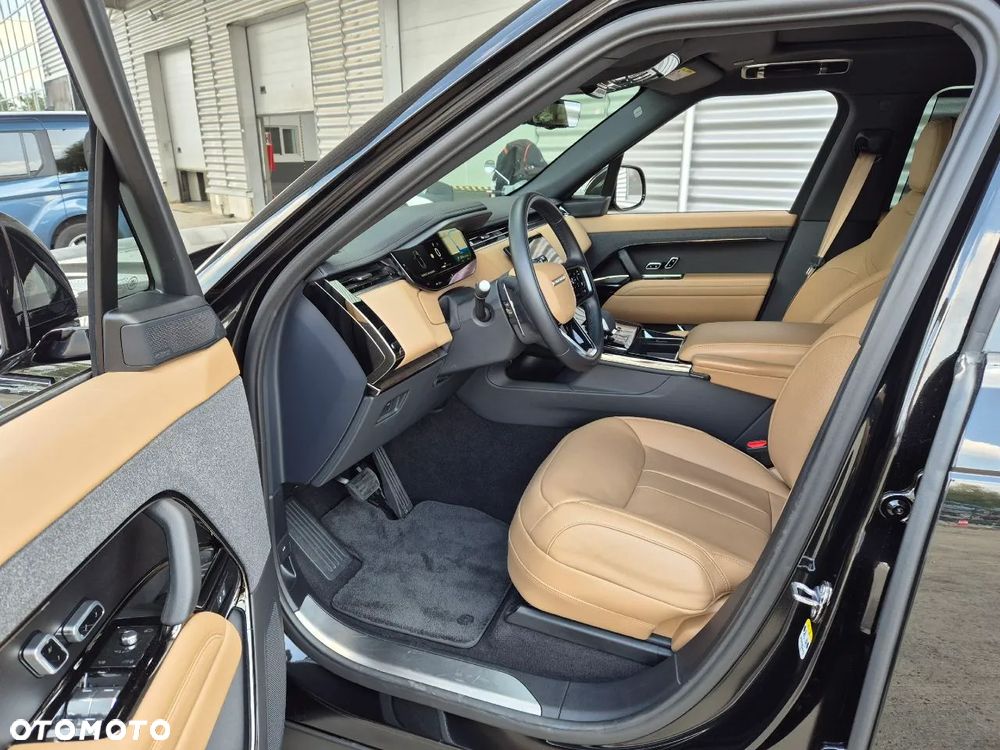 Land Rover Range Rover Sport D300 SE - 11