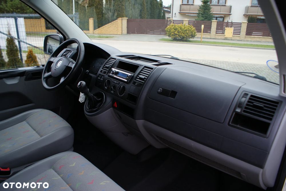 Volkswagen Transporter T5 - 8
