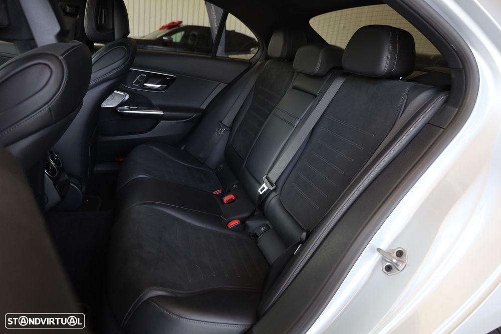 Mercedes-Benz C 300 d 9G-TRONIC AMG Line - 18