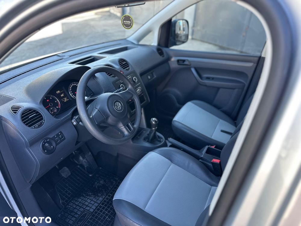 Volkswagen Caddy - 9