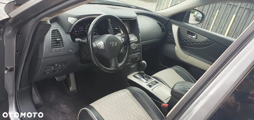 Infiniti QX70 3.7 S Premium - 5