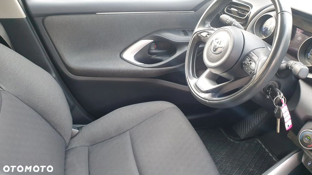 Toyota Yaris 1.5 Comfort CVT - 15