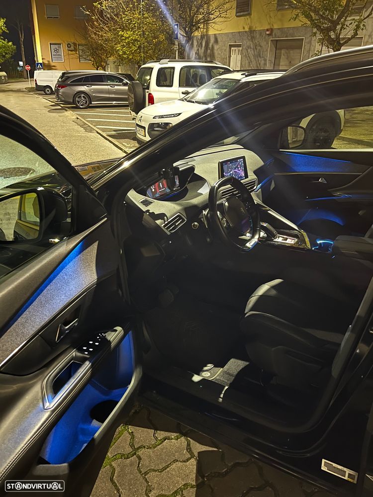 Peugeot 5008 BlueHDI 130 EAT8 GT - 9