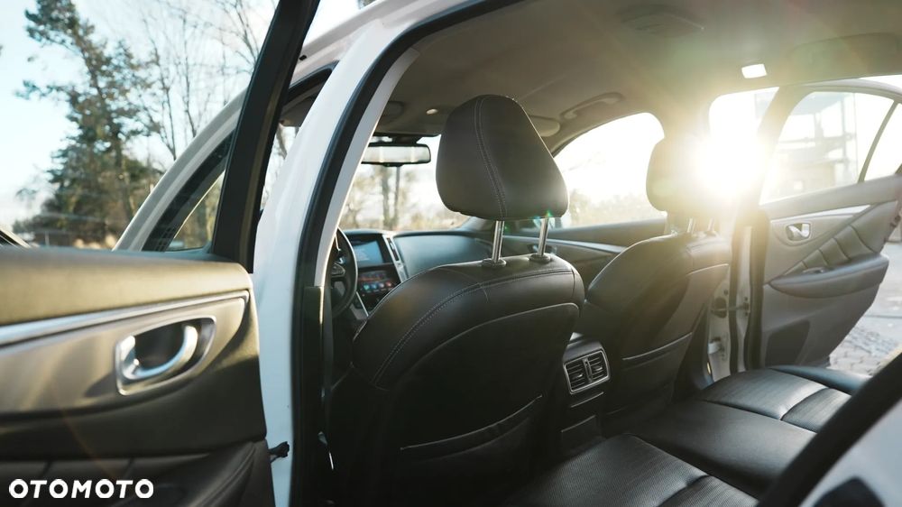 Infiniti Q50 Q50S Hybrid Sport Tech AWD EU6 - 11