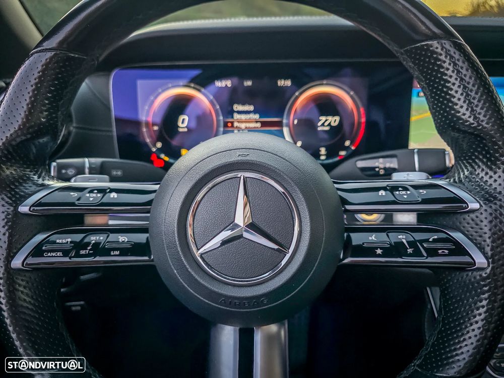 Mercedes-Benz E 220 d Cabrio 9G-Tronic AMG Line - 26