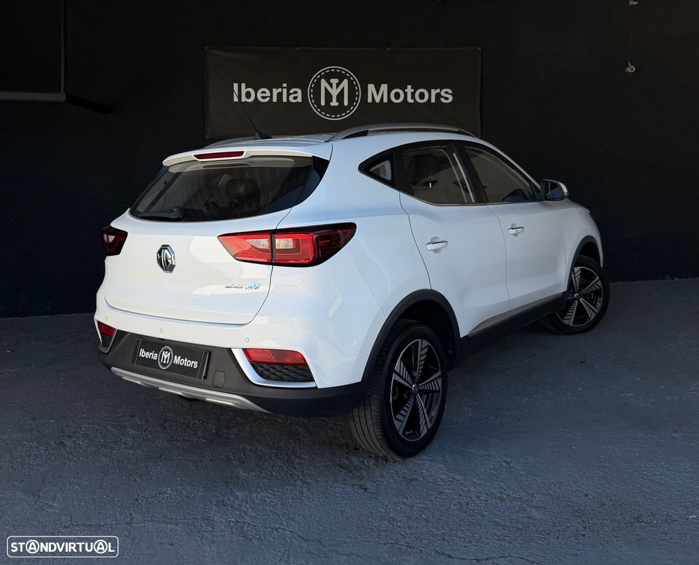 MG ZS Luxury - 7