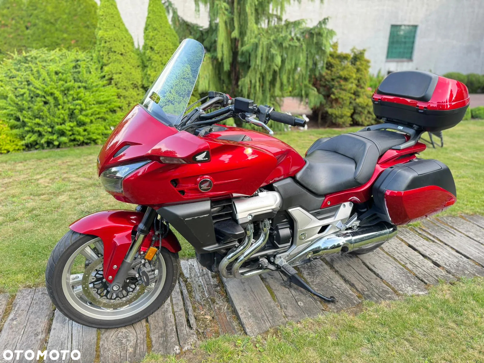 Honda CTX - 4