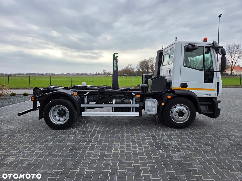 Iveco 120E220 - 5