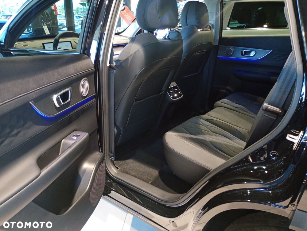 Chery Tiggo 8 - 10