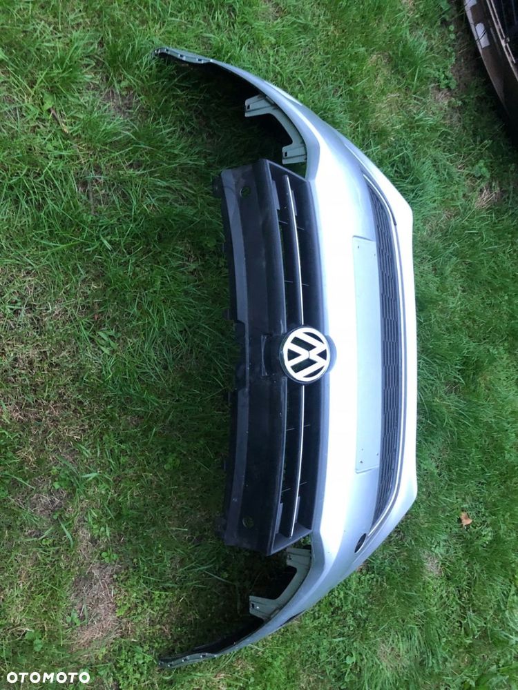 VW POLO 6R0 09- ZDERZAK PRZOD GRILL INNE - 6