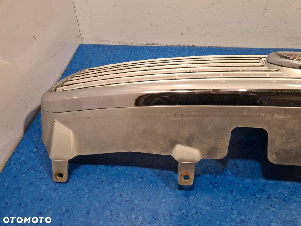 FIAT LINEA ATRAPA / GRILL 487 - 7