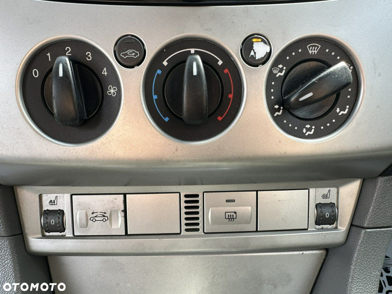 Ford Focus - 13